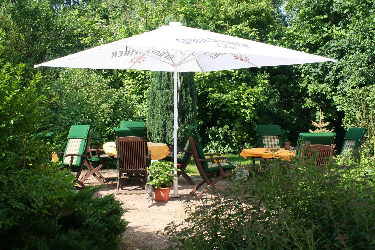 Landhotel "Zum Nicolaner" Grossweitzschen Bagian luar foto